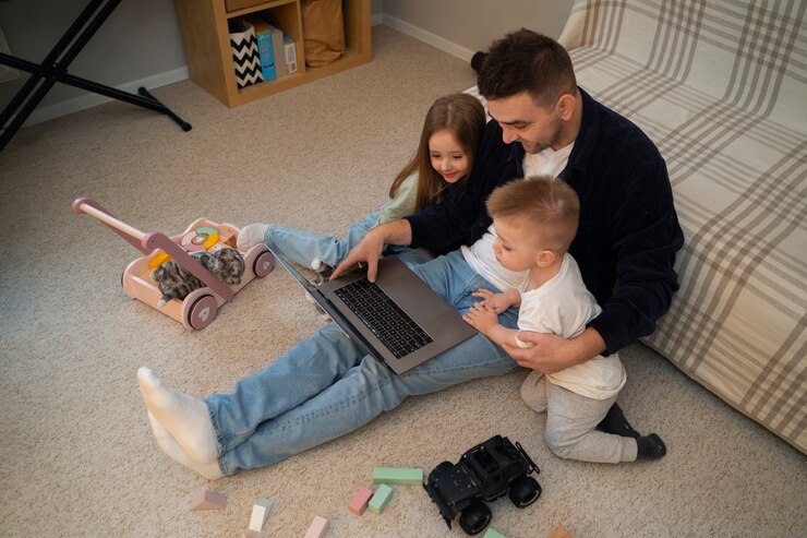How Parents Ensure Safety of Children Online in the UAE