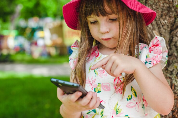 Legal & Easy Ways to Trace Someone’s Phone Number