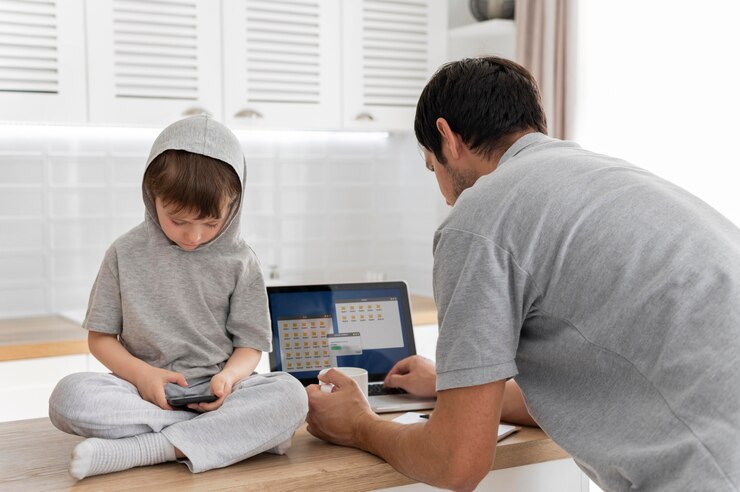 Users can choose from free and paid Canadian parental control solutions.